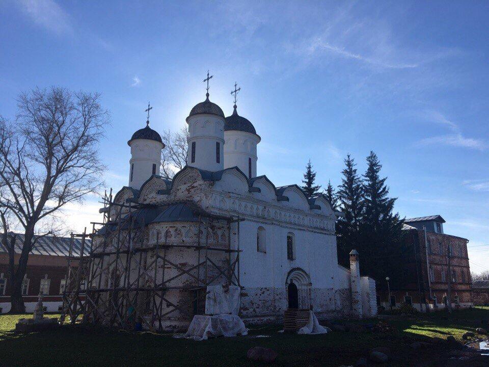 Владимирский монастырь. Ризополо́женский женский монастырь. Суздаль коммунальный городок. Женские монастыри России. Женские древние монастыри России.